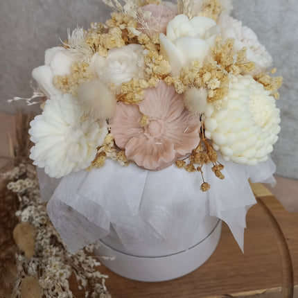 Blumenstrauß Vanille / Natur, Blumen, Wachsblumen aus 100 % Rapswachs, Blumenbouquet