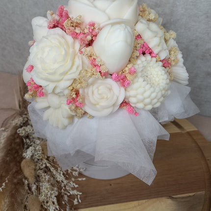 Blumenstrauß zum Valentinstag oder Geburtstag, Blumen, Wachsblumen aus 100 % Rapswachs, Blumenbouquet