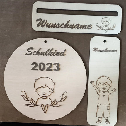 1. Schultag/ 1. Klasse / JUNGE / SET / Lesezeichen/ Lesehilfe / Schultütenanhänger