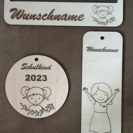 1. Schultag/ 1. Klasse / MÄDCHEN / SET / Lesezeichen/ Lesehilfe / Schultütenanhänger