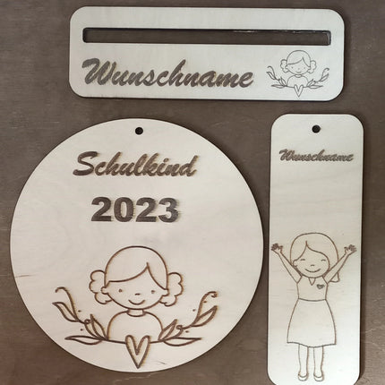 1. Schultag/ 1. Klasse / MÄDCHEN / SET / Lesezeichen/ Lesehilfe / Schultütenanhänger