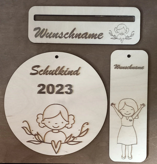 1. Schultag/ 1. Klasse / MÄDCHEN / SET / Lesezeichen/ Lesehilfe / Schultütenanhänger