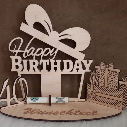 Happy Birthday Geschenk aus Holz, mit Geschenken