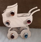 Zur Geburt, Geldgeschenk aus Holz, Kinderwagen