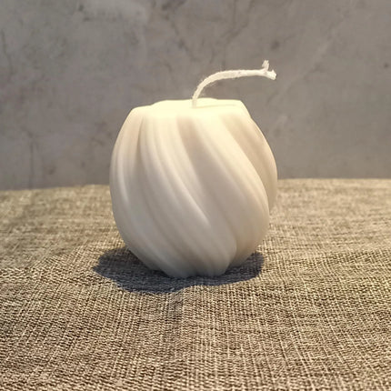 SWIRL, WELLEN, ABSTRAKTE Form, 3er Set oder einzeln, Kerze aus Rapswachs handgegossen