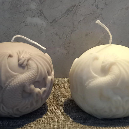 Drachen Kugelkerze, Kerze aus Rapswachs handgegossen
