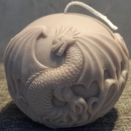 Drachen Kugelkerze, Kerze aus Rapswachs handgegossen