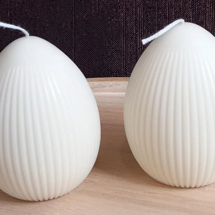 Kerze OSTERN, Osterei Rillenoptik, Kerze aus Rapswachs handgegossen
