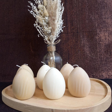 Kerze OSTERN, Osterei Rillenoptik, Kerze aus Rapswachs handgegossen