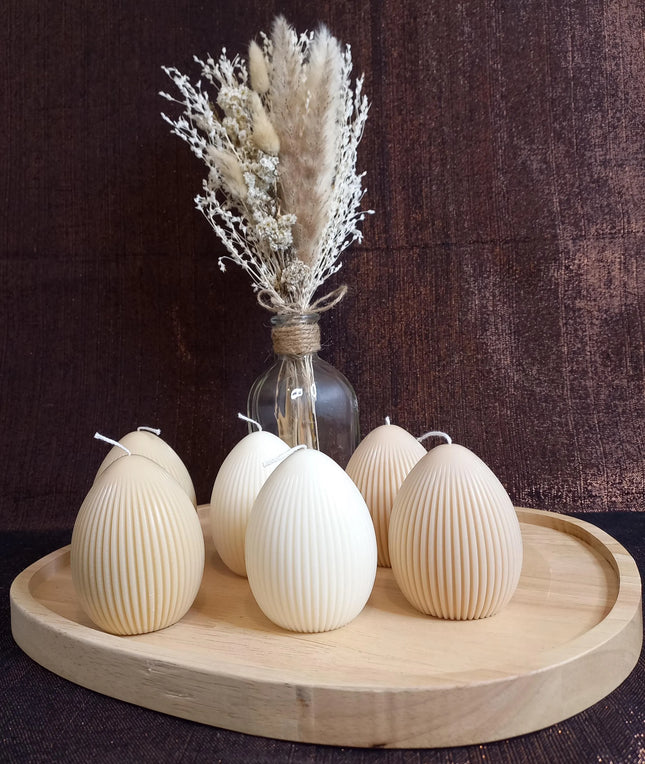 Kerze OSTERN, Osterei Rillenoptik, Kerze aus Rapswachs handgegossen