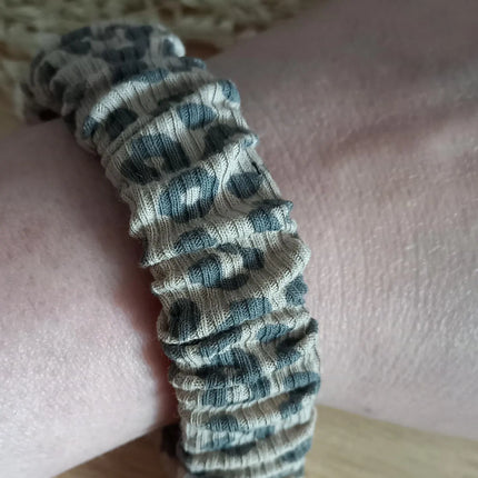 LEO Schlüsselanhänger, Armschlaufe, Scrunchiestyle in 3 verschiedenen Variationen