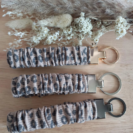 LEO Schlüsselanhänger, Armschlaufe, Scrunchiestyle in 3 verschiedenen Variationen