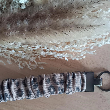 LEO Schlüsselanhänger, Armschlaufe, Scrunchiestyle in 3 verschiedenen Variationen